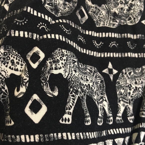 Mudd elephant shorts - Picture 2 of 3